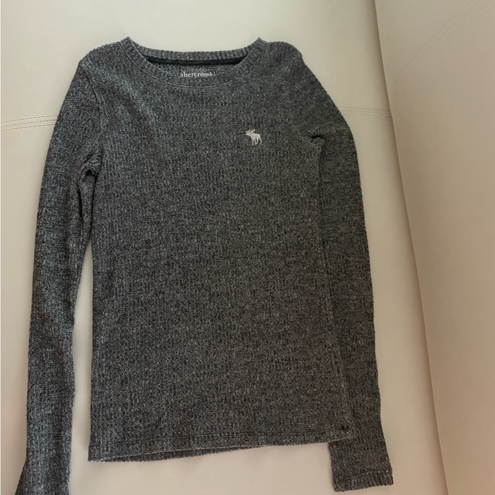 Abercrombie Gray Long Sleeve Sweater